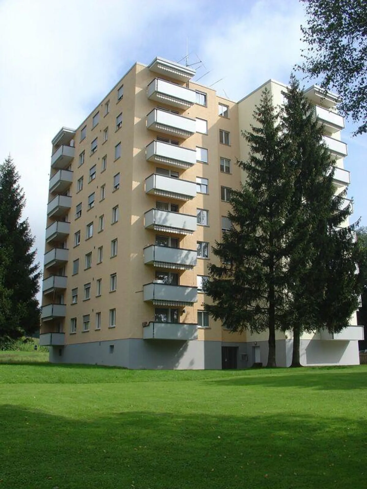 Attraktive, frisch aufgefrischte Wohnung an ruhiger und zentraler L... - Foto 8 di 8