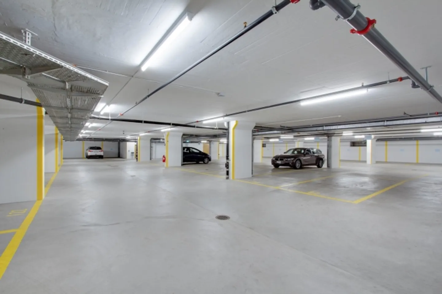 Attractive office/commercial space in Neuenhof - Industriestrasse 9 - Photo 5 of 8