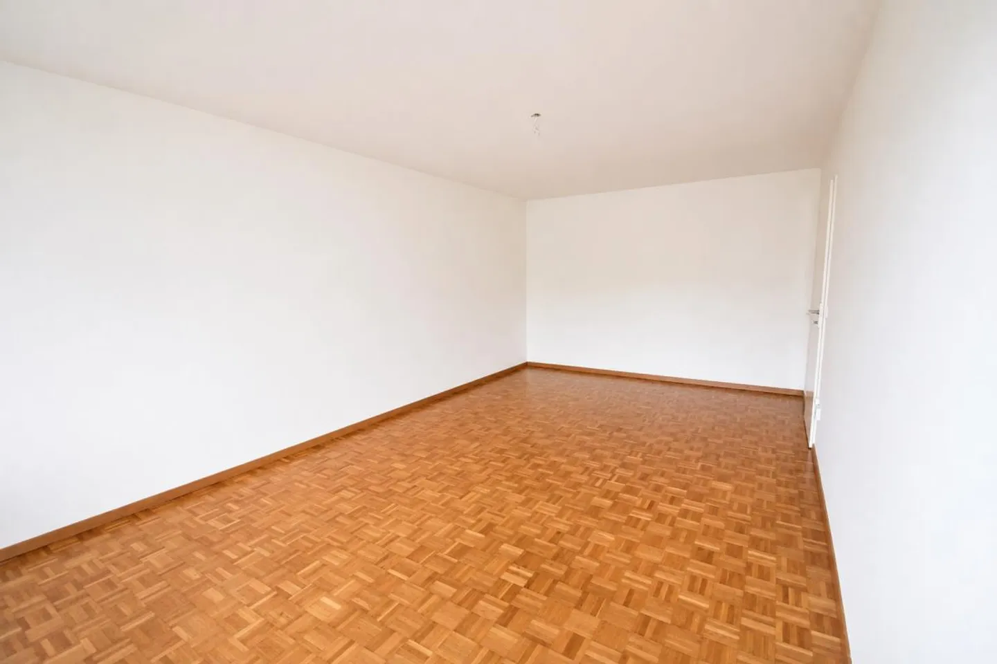 Attraktive, frisch aufgefrischte Wohnung an ruhiger und zentraler L... - Foto 4 di 8