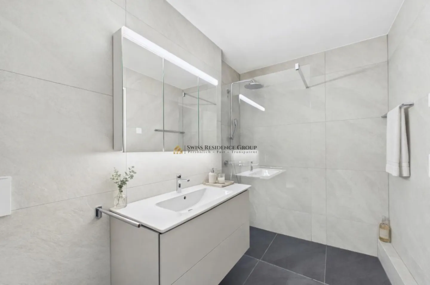Merveille moderne de l'espace entre Zurich et Zug : maison de design de 6 pièces avec suite bien-être exclusive sur le toit - Parfait pour vivre et travailler - Photo 4 sur 13