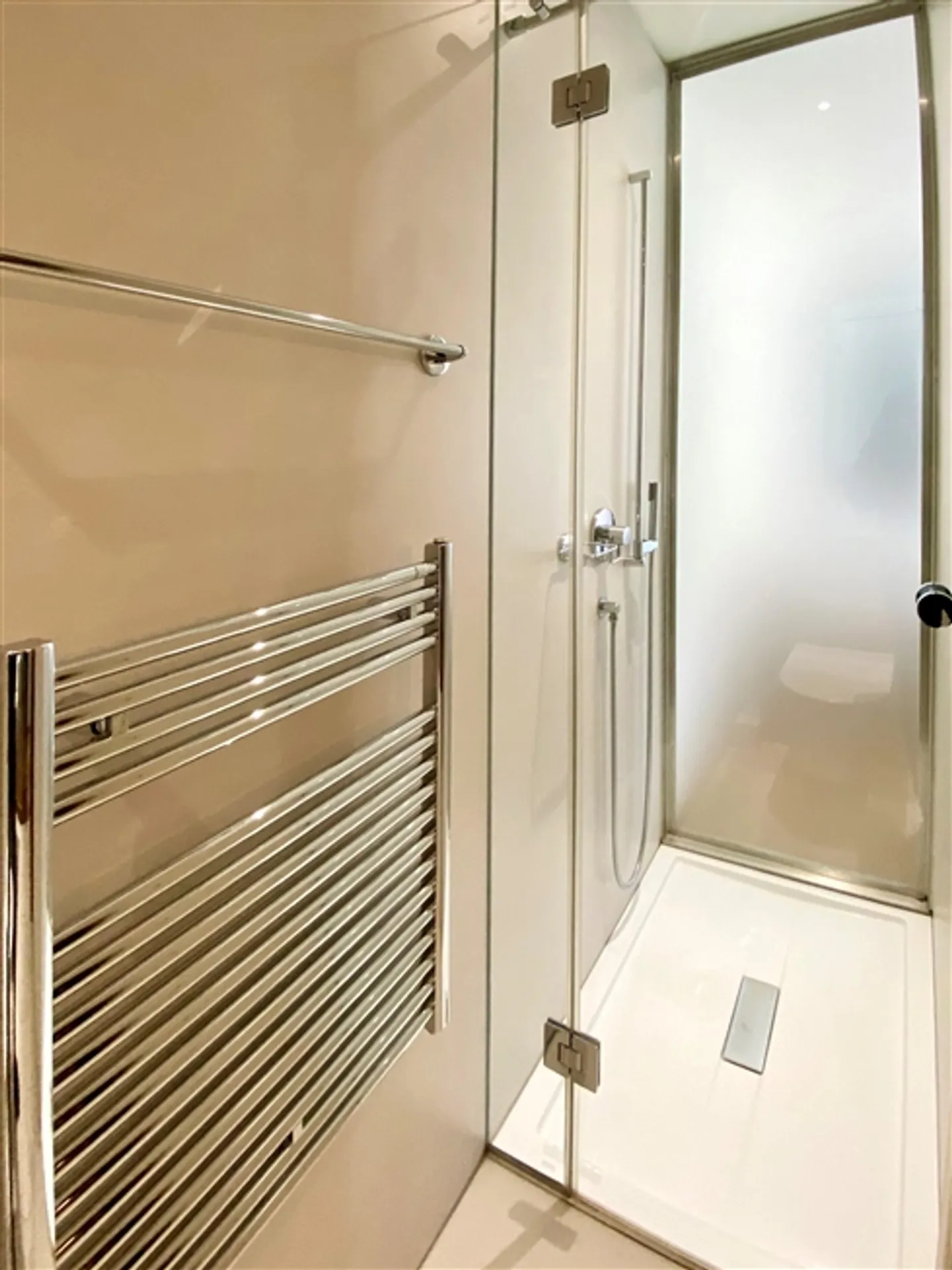 Apartment for sale in Lugano-Paradiso Switzerland - Photo 7 of 10