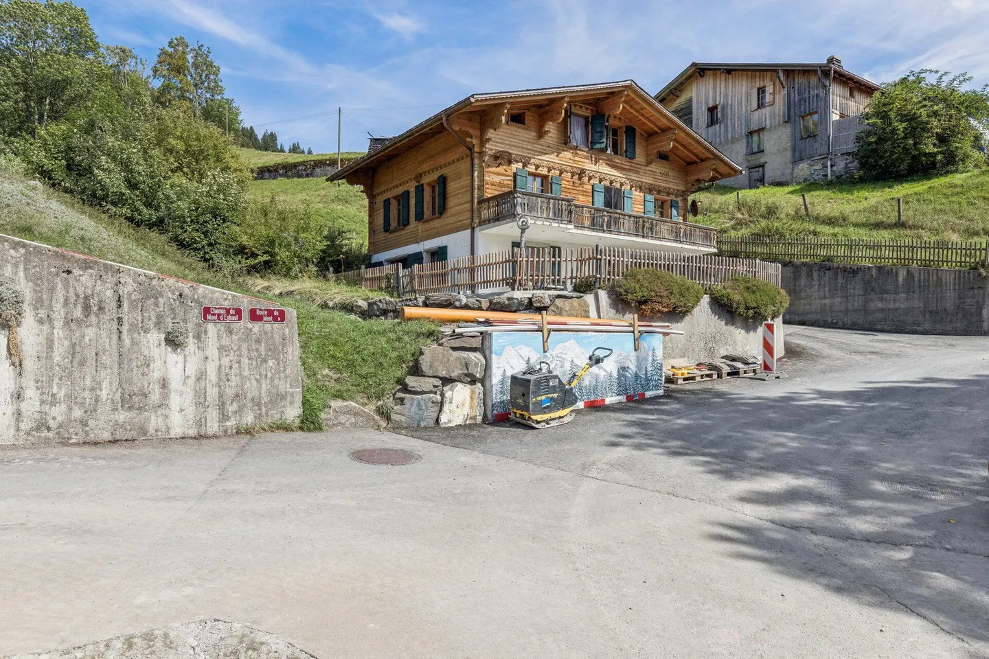 Grand chalet de 7 pièces avec appartement et vue magnifique à Château-d'Oex VD - Photo 16 sur 17