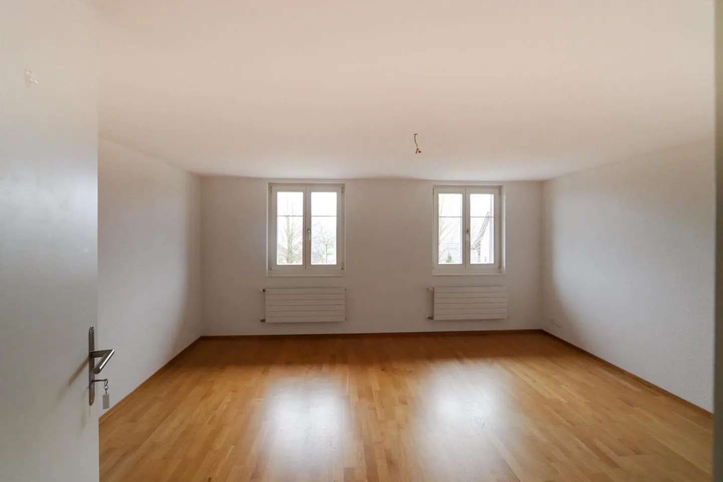 House in Knonau - Photo 10 of 13