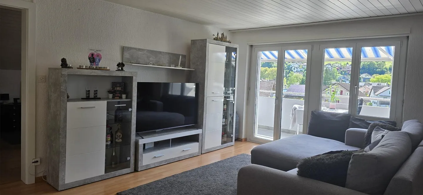 Charmante Dachwohnung in Buchs - Foto 4 von 11