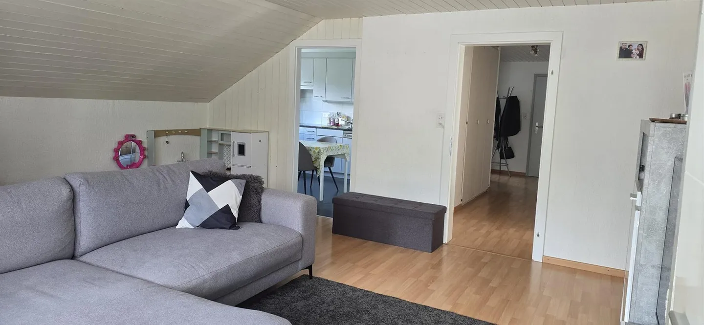 Charmante Dachwohnung in Buchs - Foto 5 von 11