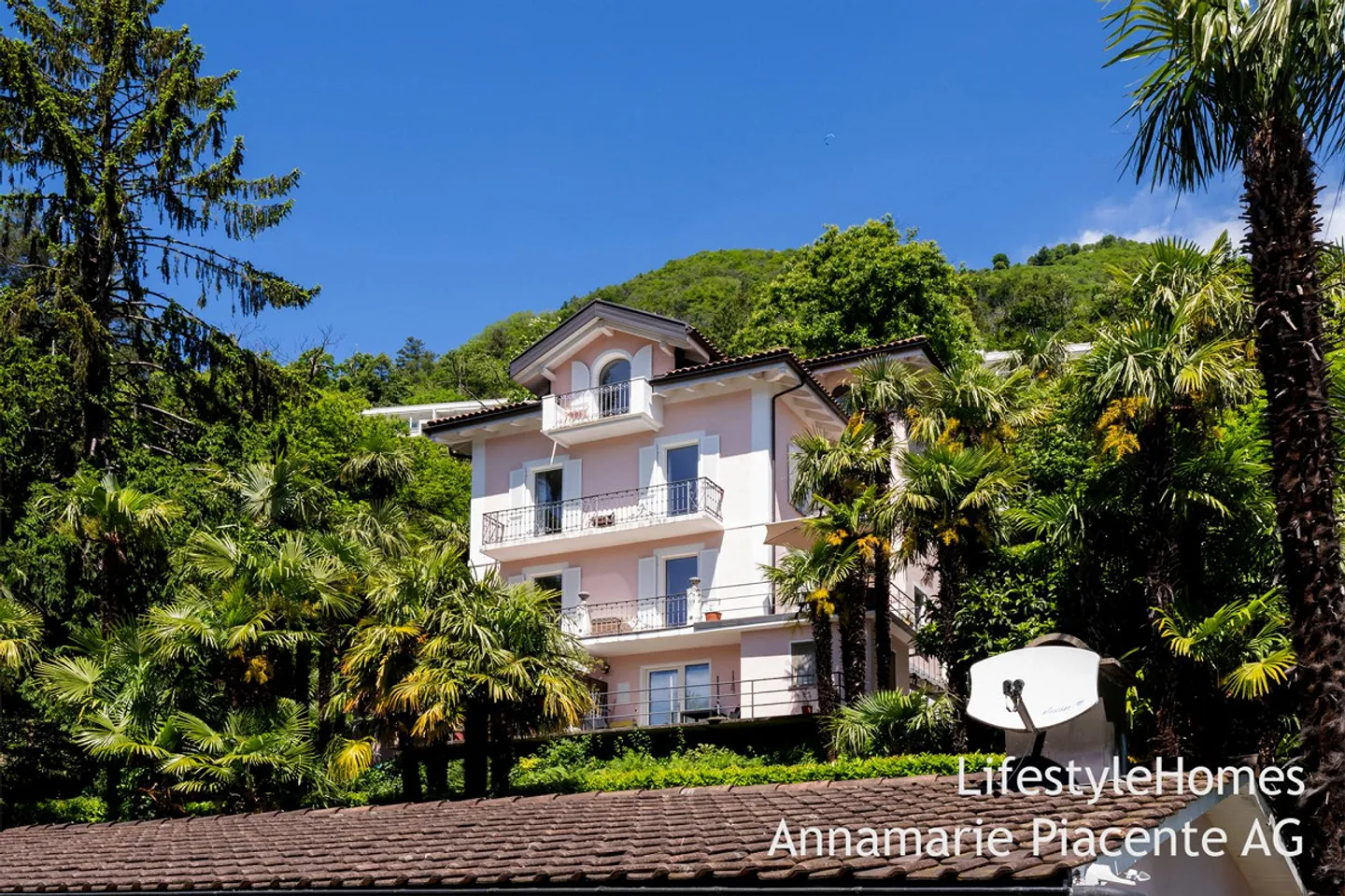 VILLA CON VISTA LAGO - Foto 3 di 23