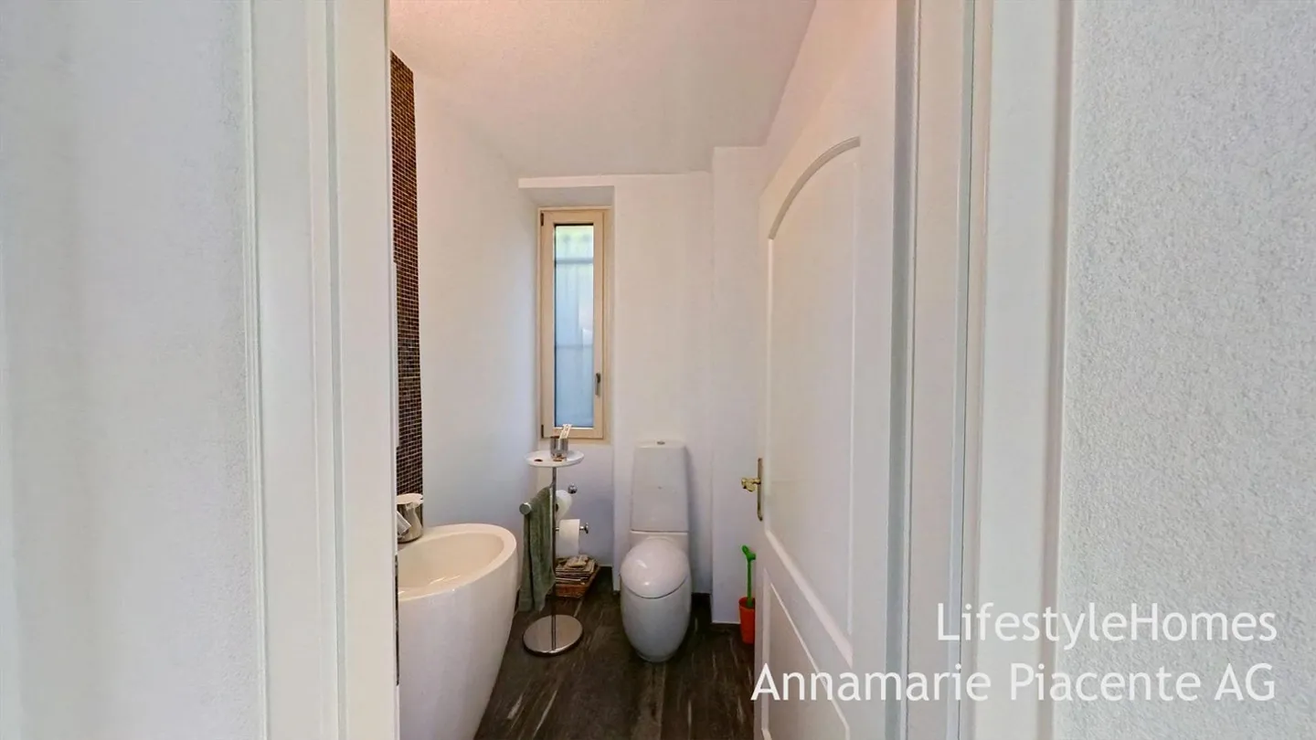 VILLA CON VISTA LAGO - Foto 11 di 23