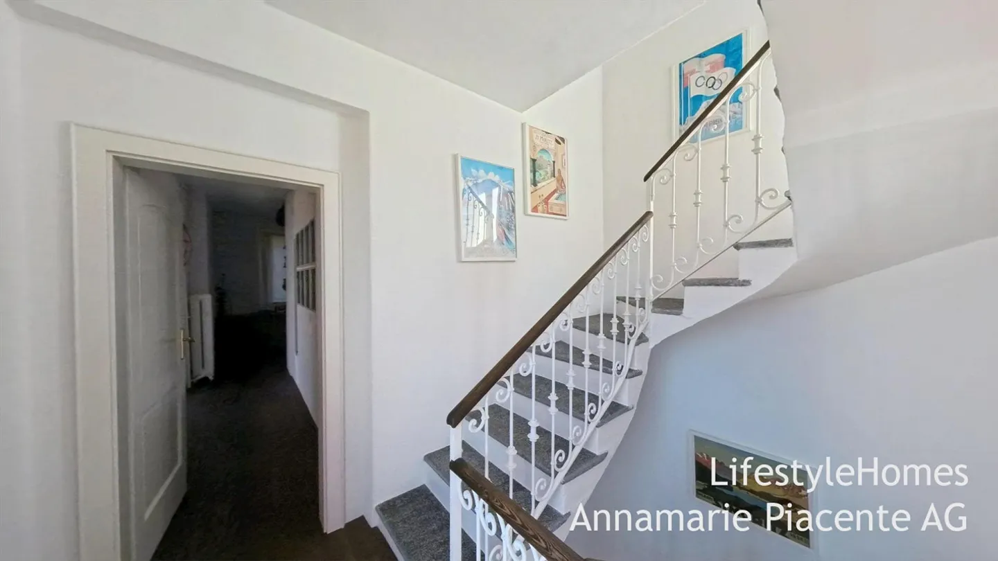 VILLA CON VISTA LAGO - Foto 12 di 23