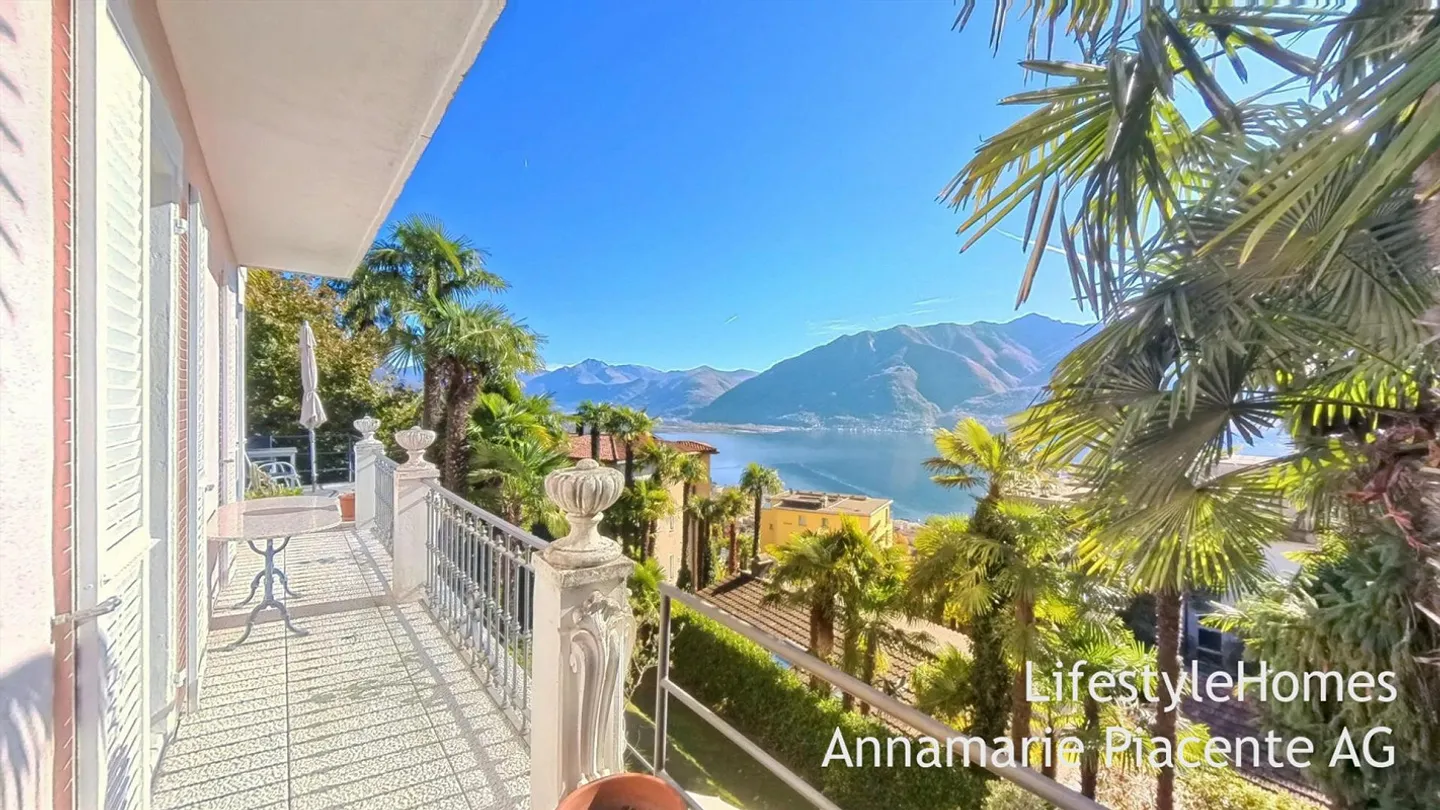 VILLA CON VISTA LAGO - Foto 14 di 23
