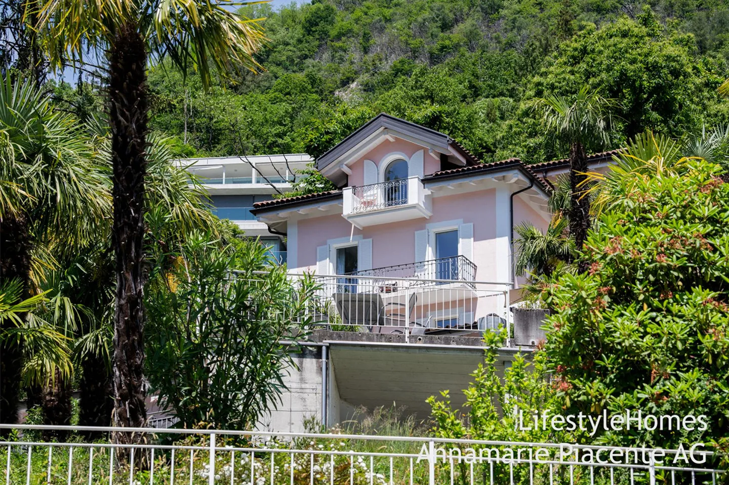 VILLA CON VISTA LAGO - Foto 15 di 23