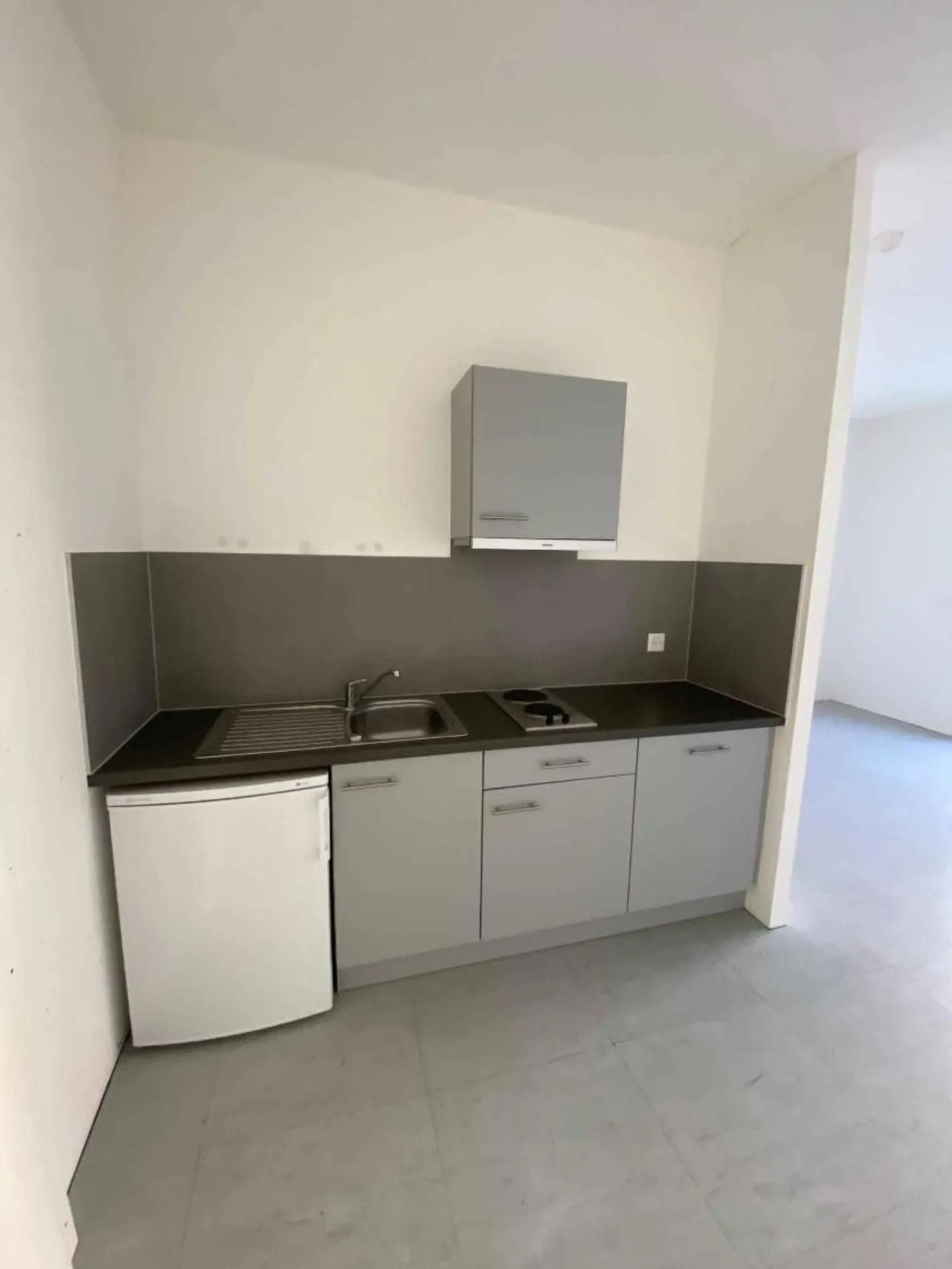 Studio Accogliente Vicino ai Servizi - Foto 3 di 6