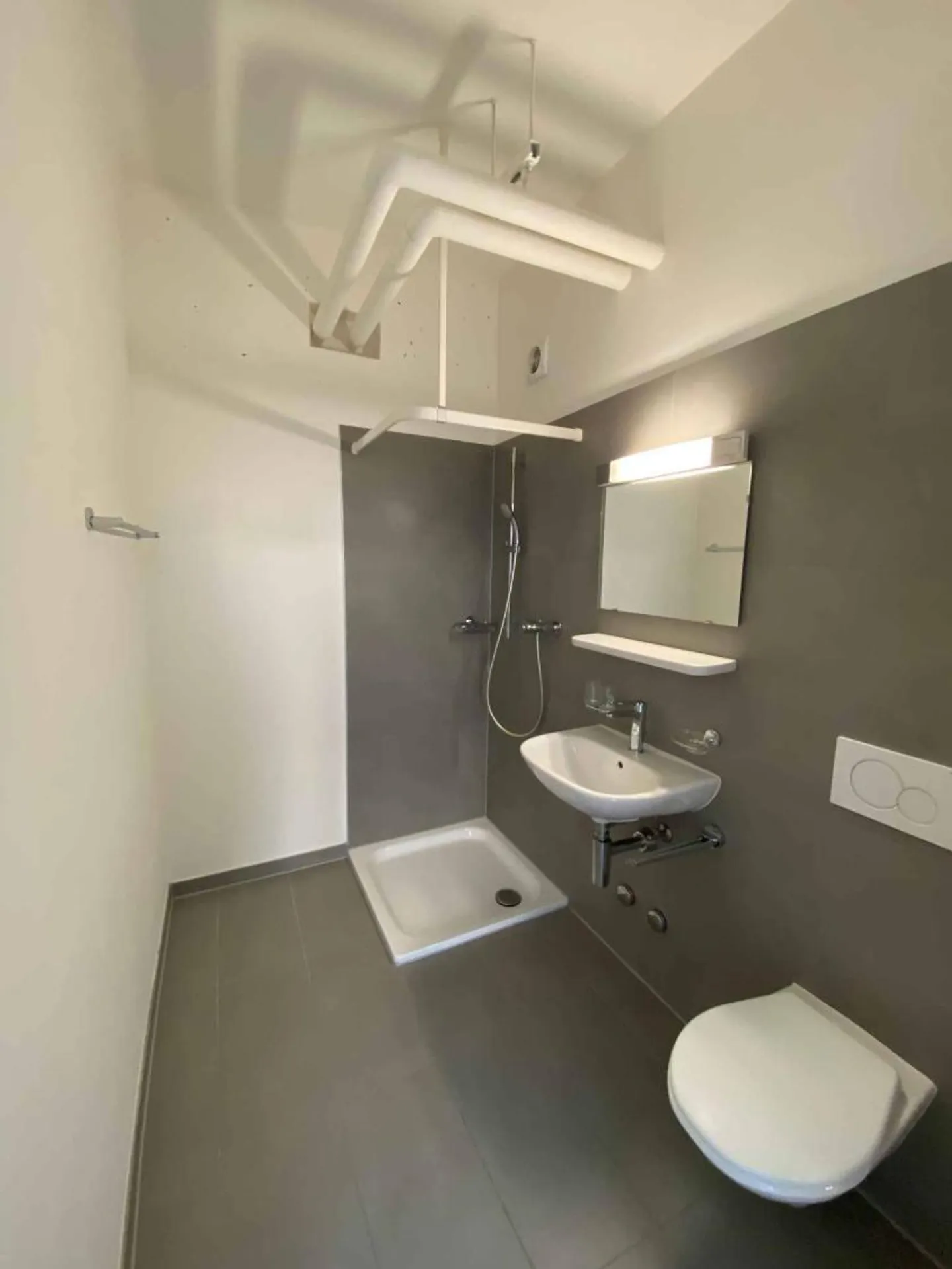 Studio Accogliente Vicino ai Servizi - Foto 4 di 6