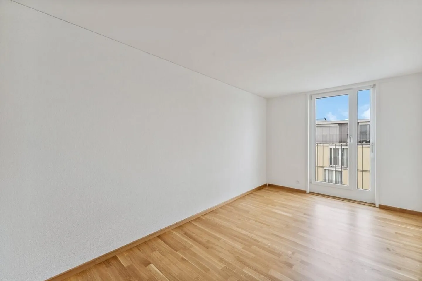 Penthouse apartment in Zollikofen - Photo 3 of 6