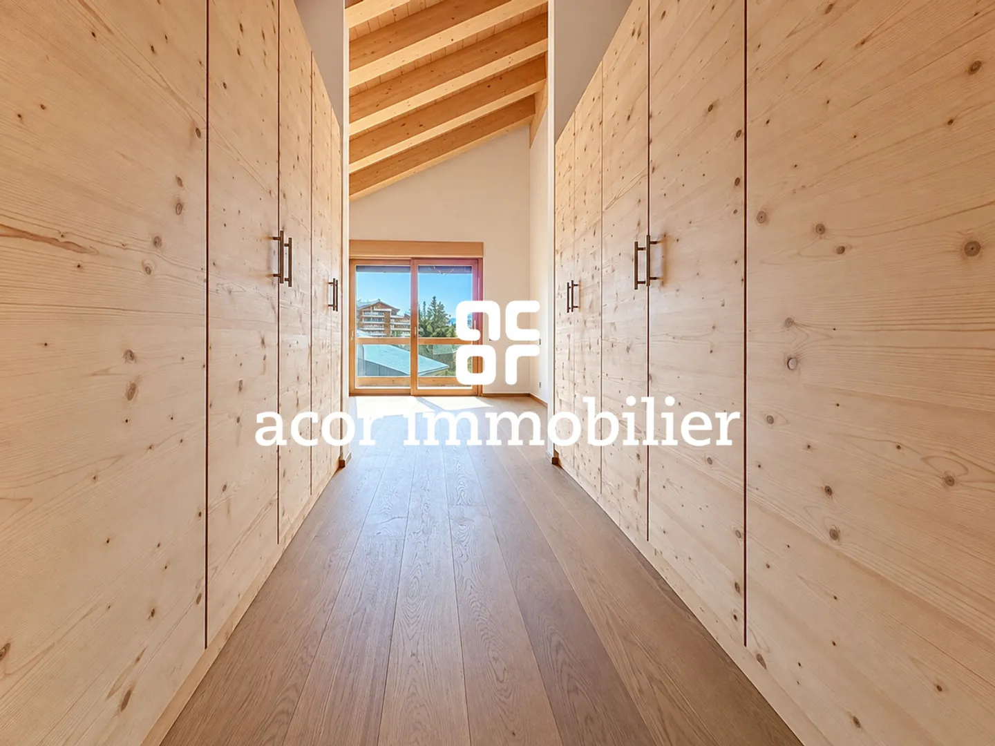 CRANS – NEW DUPLEX OF 282 M² – PREMIUM RESIDENCE WITH SPA & WELLNESS - Photo 16 of 19