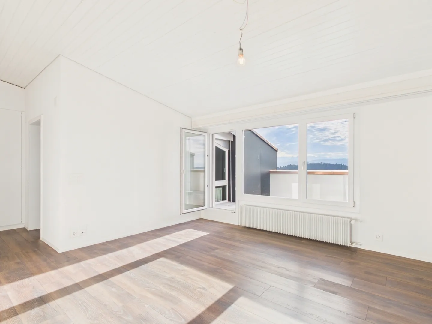 Moderno appartamento di 2,5 stanze con piscina - Foto 1 di 11