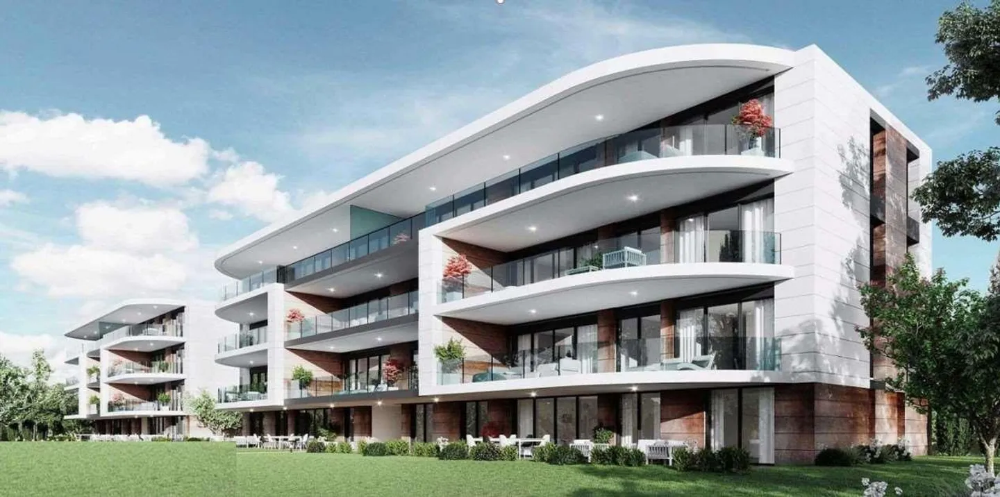 Nuovo 4,5 loc con vista lago e giardino privato - Foto 1 di 7