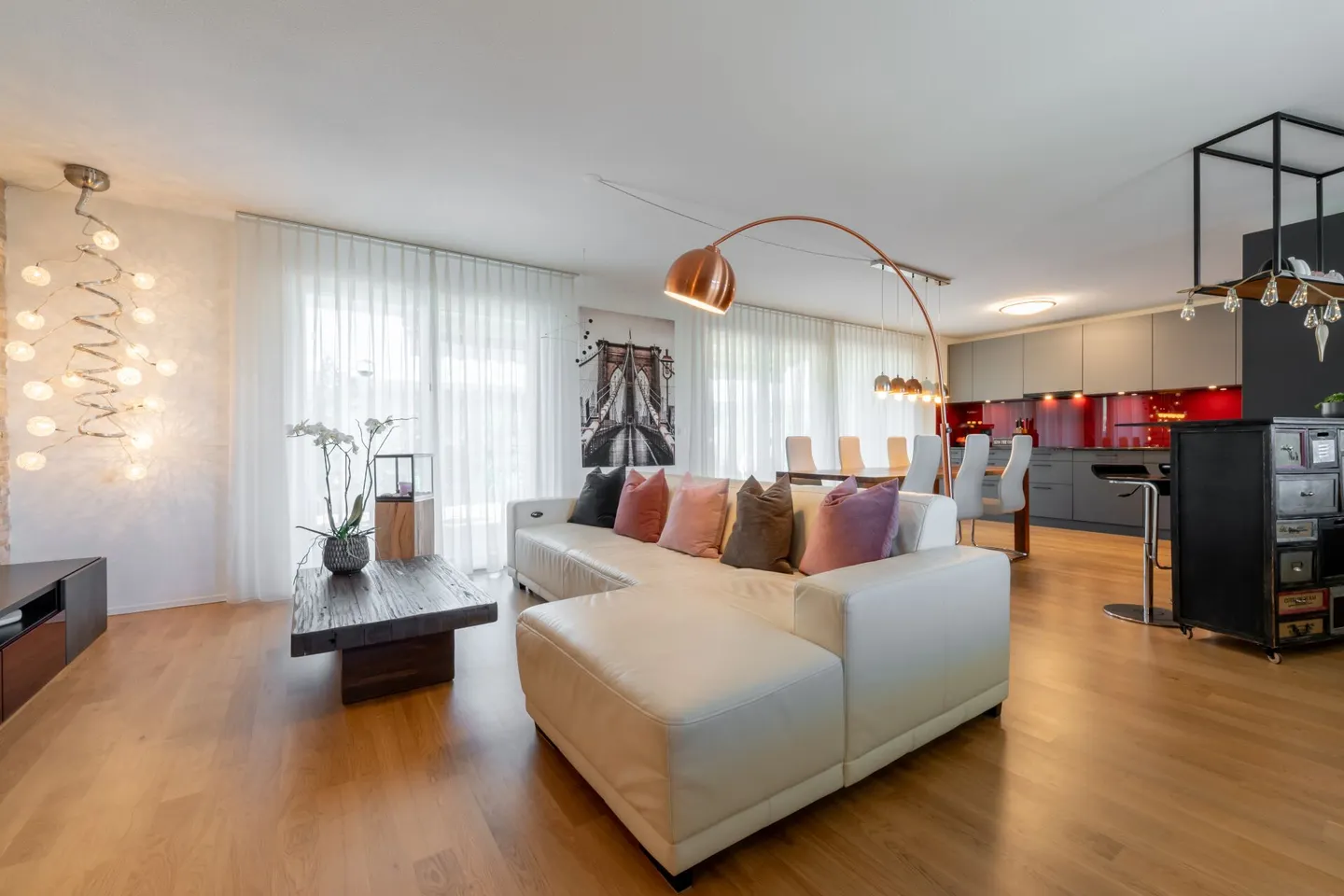 Appartement Attique Exclusif à Safenwil - Photo 3 sur 16