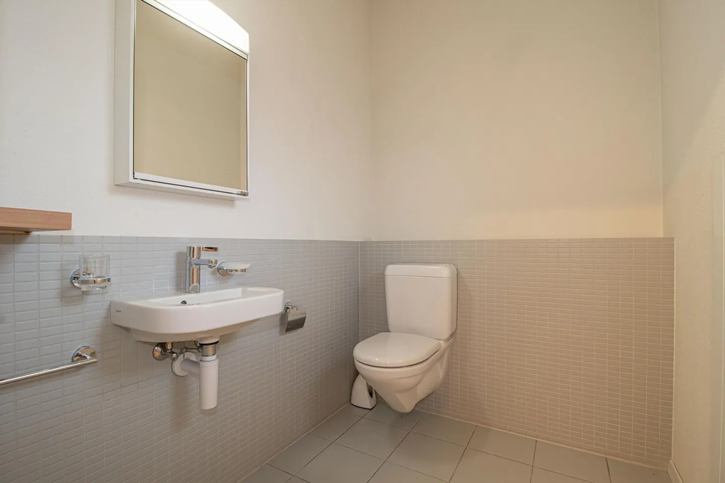 Attraktive Dienstleistungsfläche im Herzen von Huttwil zu vermieten - Foto 5 von 6