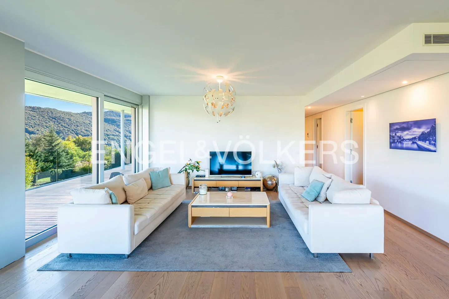 Sunny apartment in an exclusive residence in Montagnola - Photo 5 of 13