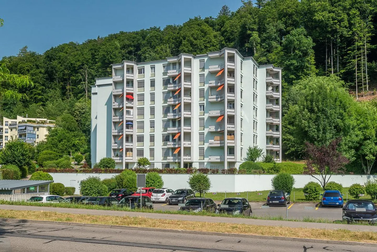 Bel appartement avec balcon ensoleillé - Photo 1 sur 7