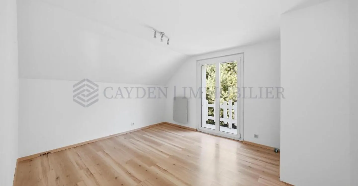 Renovated twin villa with independent studio in a privileged residential environment in Commugny - Photo 6 of 11