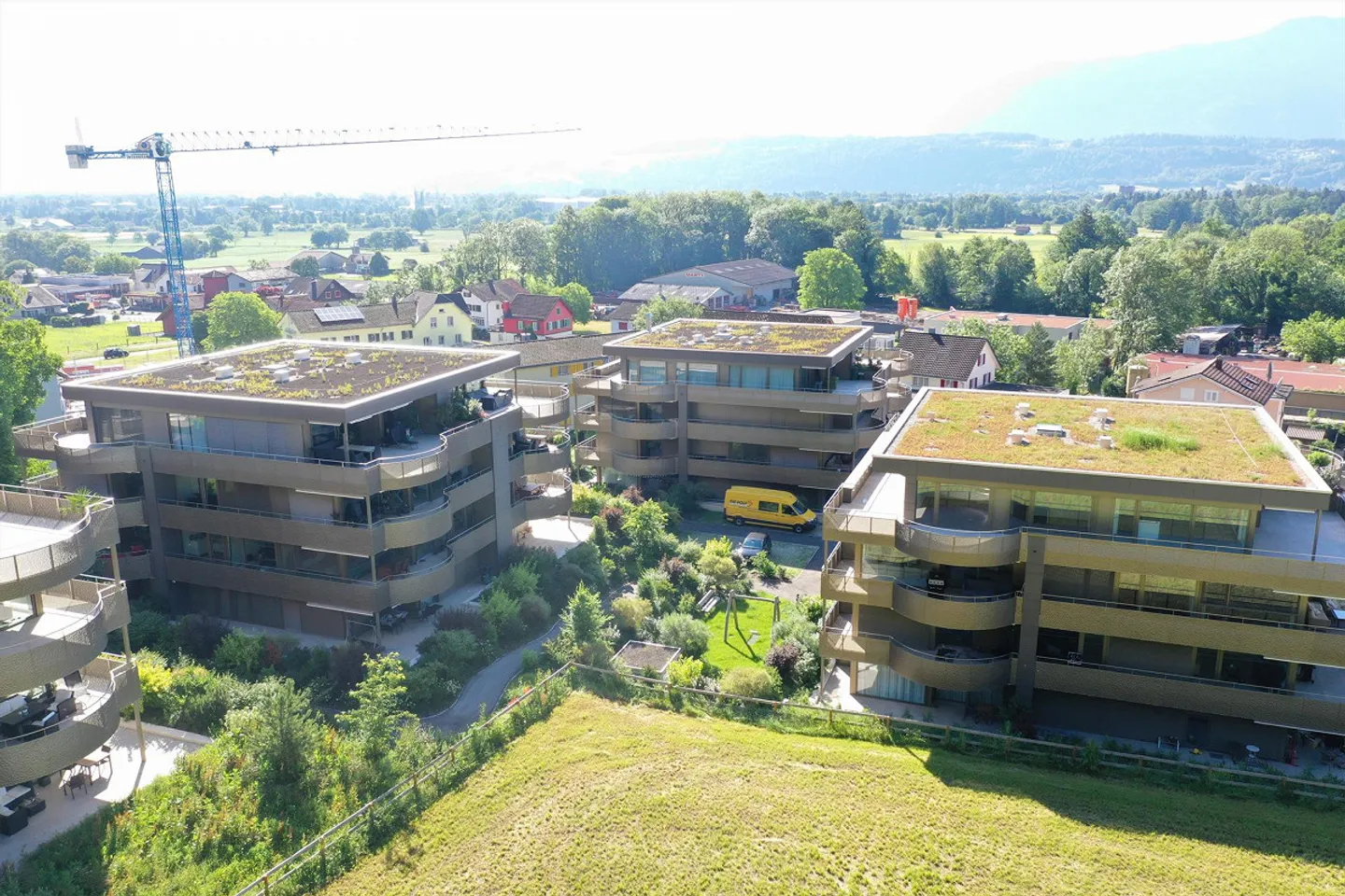 Du côté ensoleillé de la vie - Photo 2 sur 10