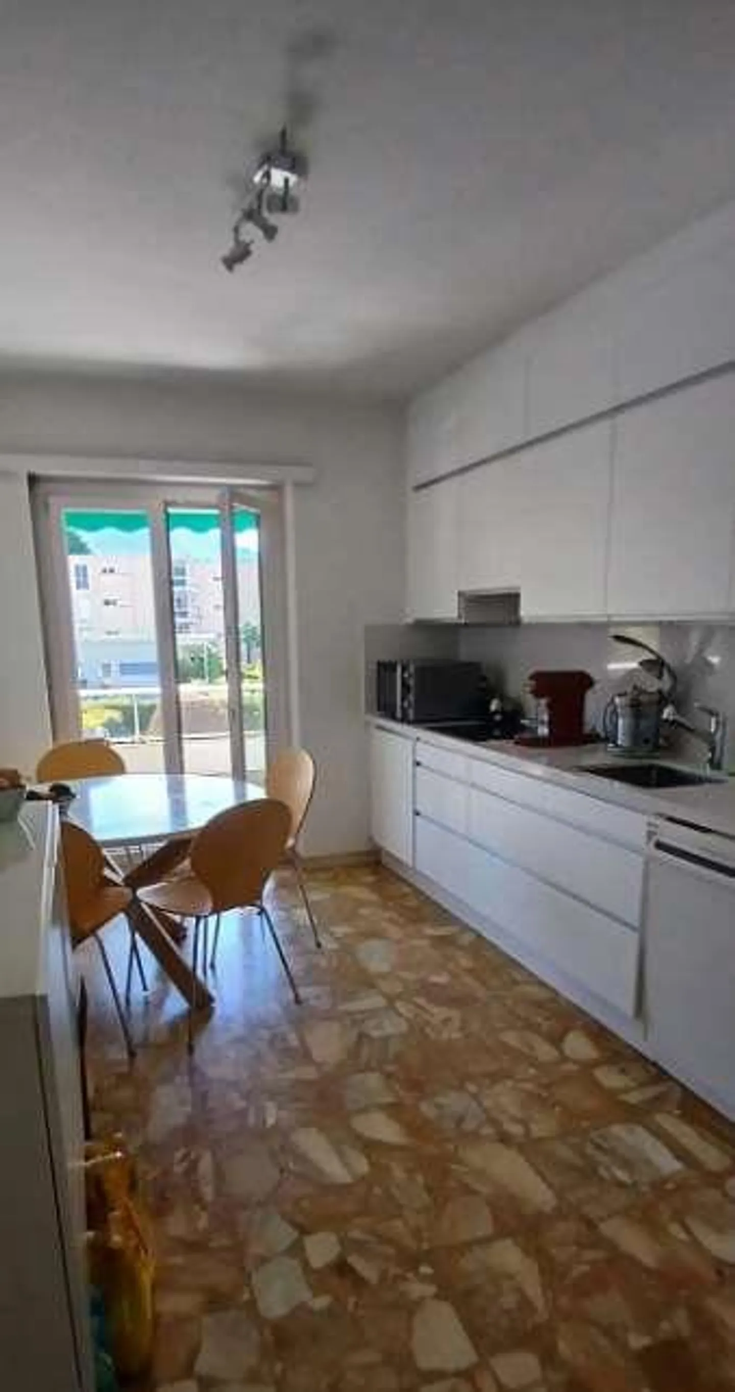 Unique 3.5-room apartment in Massagno - Photo 6 of 7