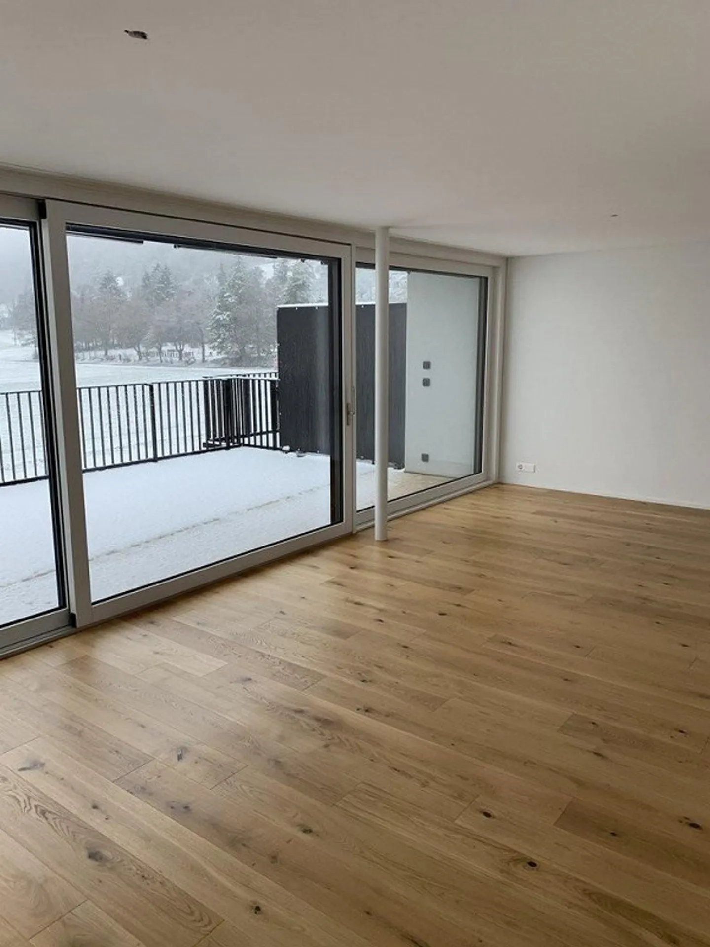 Appartamento spazioso e moderno - Foto 3 di 6