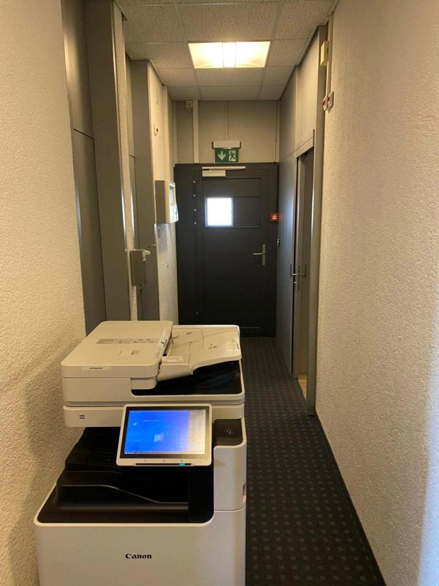 Laden 447 m2 in Peseux - Foto 10 von 16