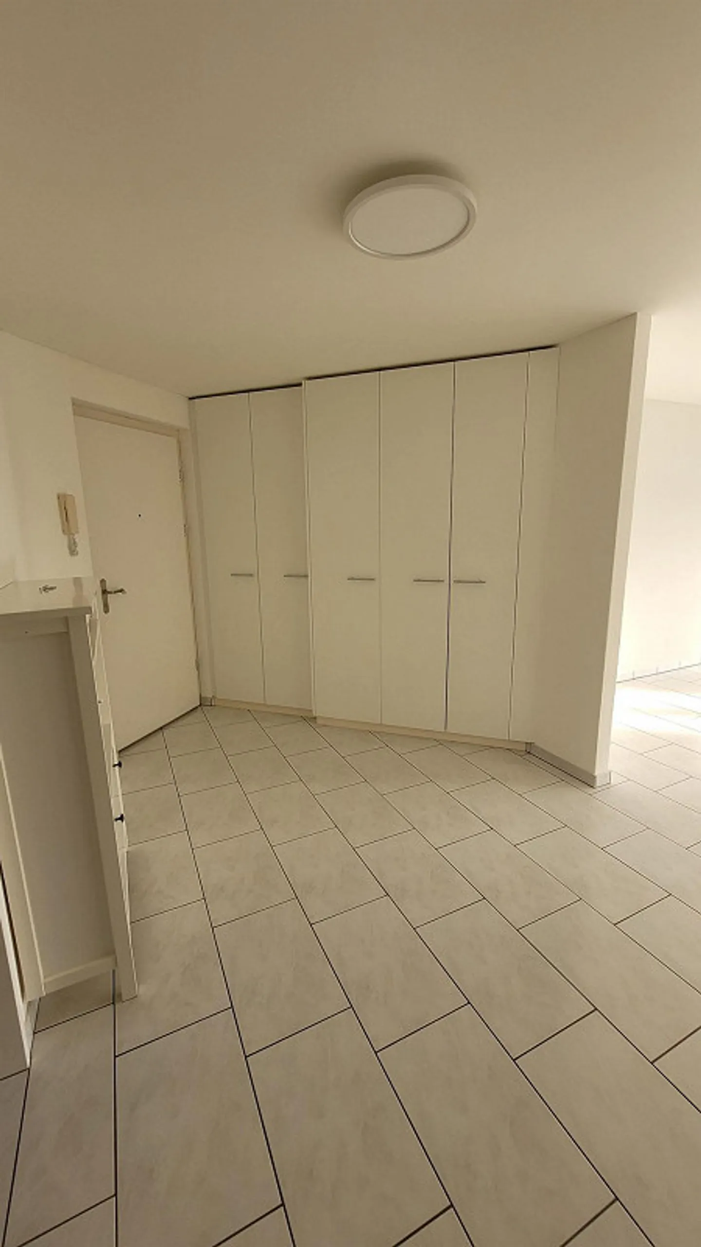 Appartement lumineux et attrayant de 3,5 pièces de 86 m2 - Photo 1 sur 9