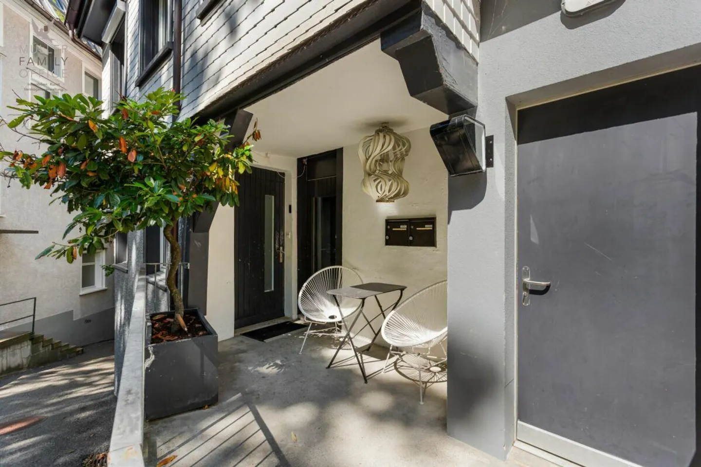 Casa familiare urbana con atelier vicino alla città vecchia e Mülenenschlucht - Foto 2 di 13