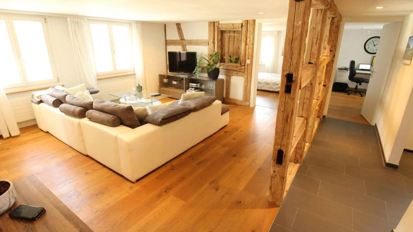 Charming Apartment by the Lake - Photo 1 of 9