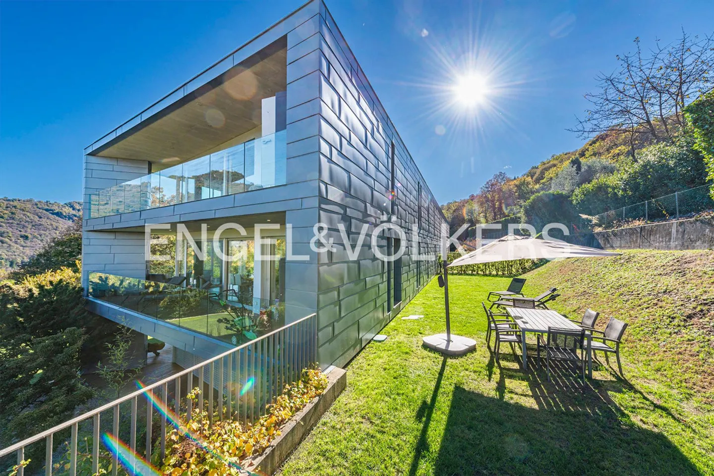 Sunny apartment in an exclusive residence in Montagnola - Photo 11 of 13