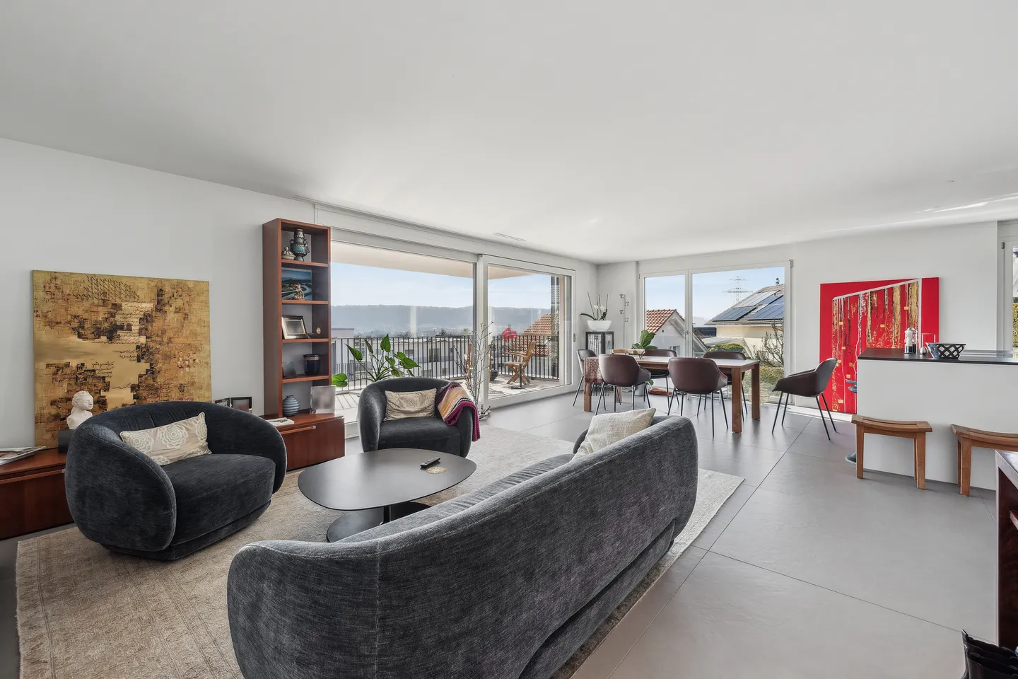 Neuwertige luxuriöse Wohnung - Foto 2 von 13