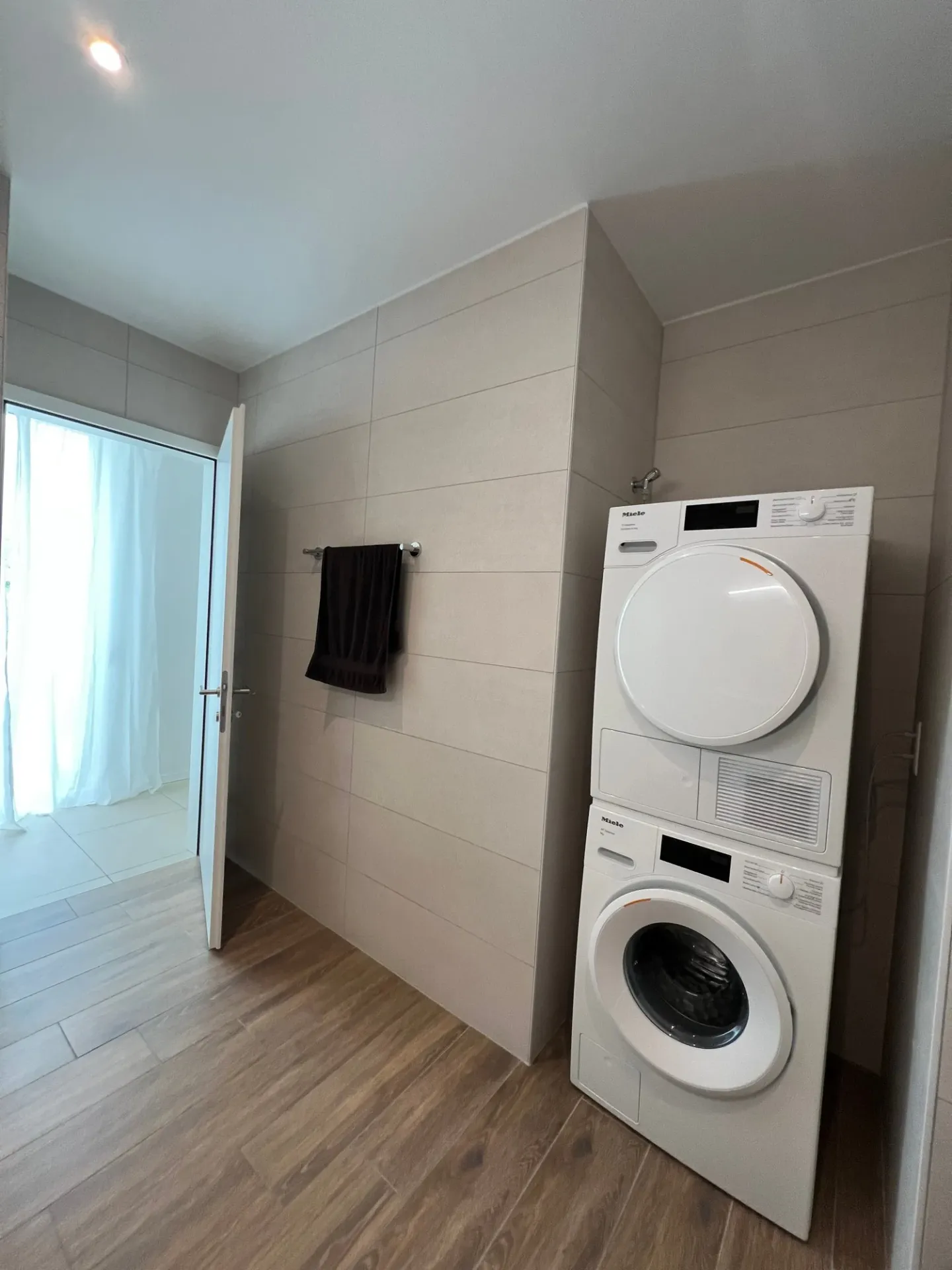 Superbe appartement 3.5 pièces - Photo 7 sur 10