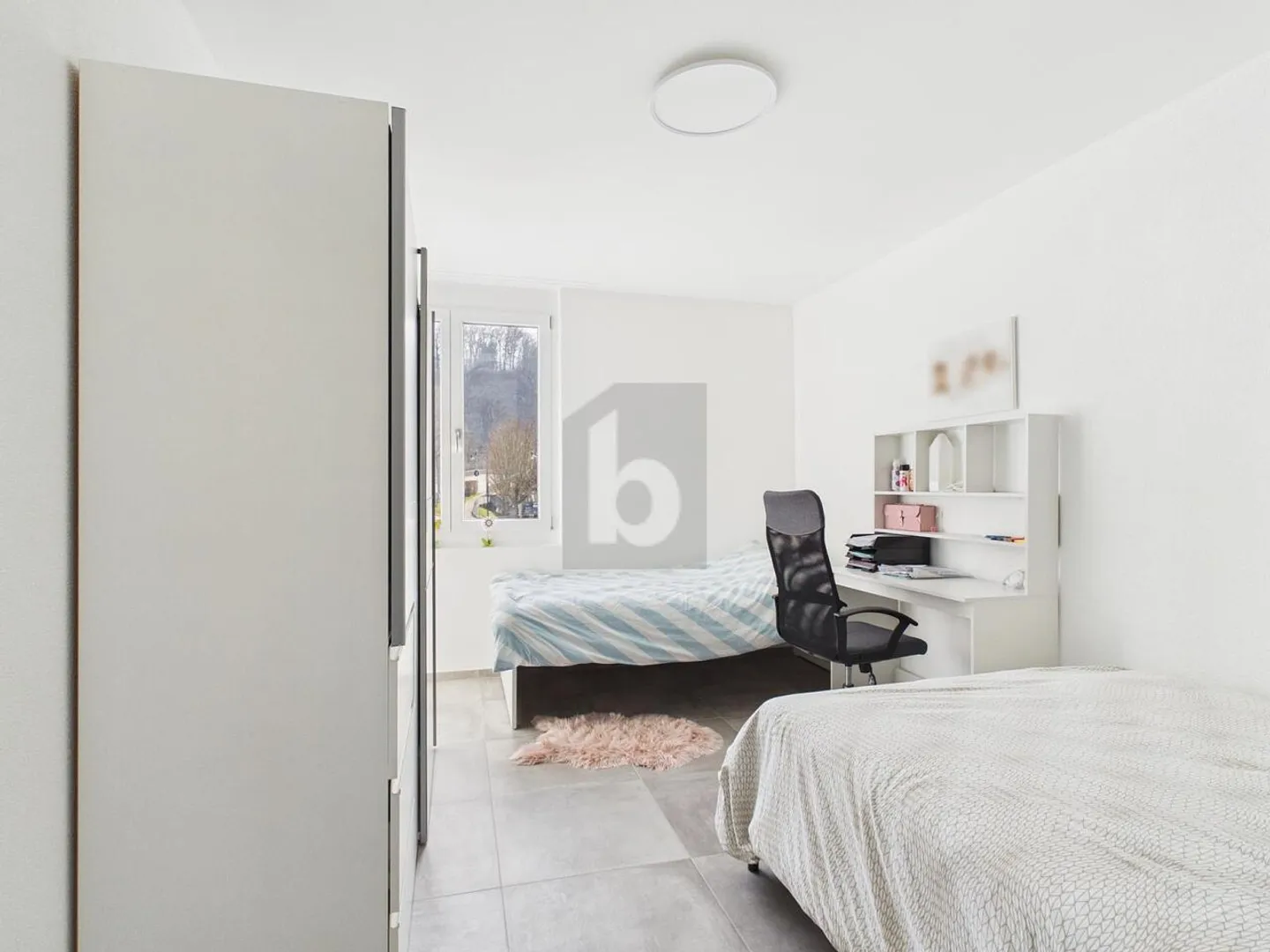 Lumineux avec Balcon - Photo 3 sur 6