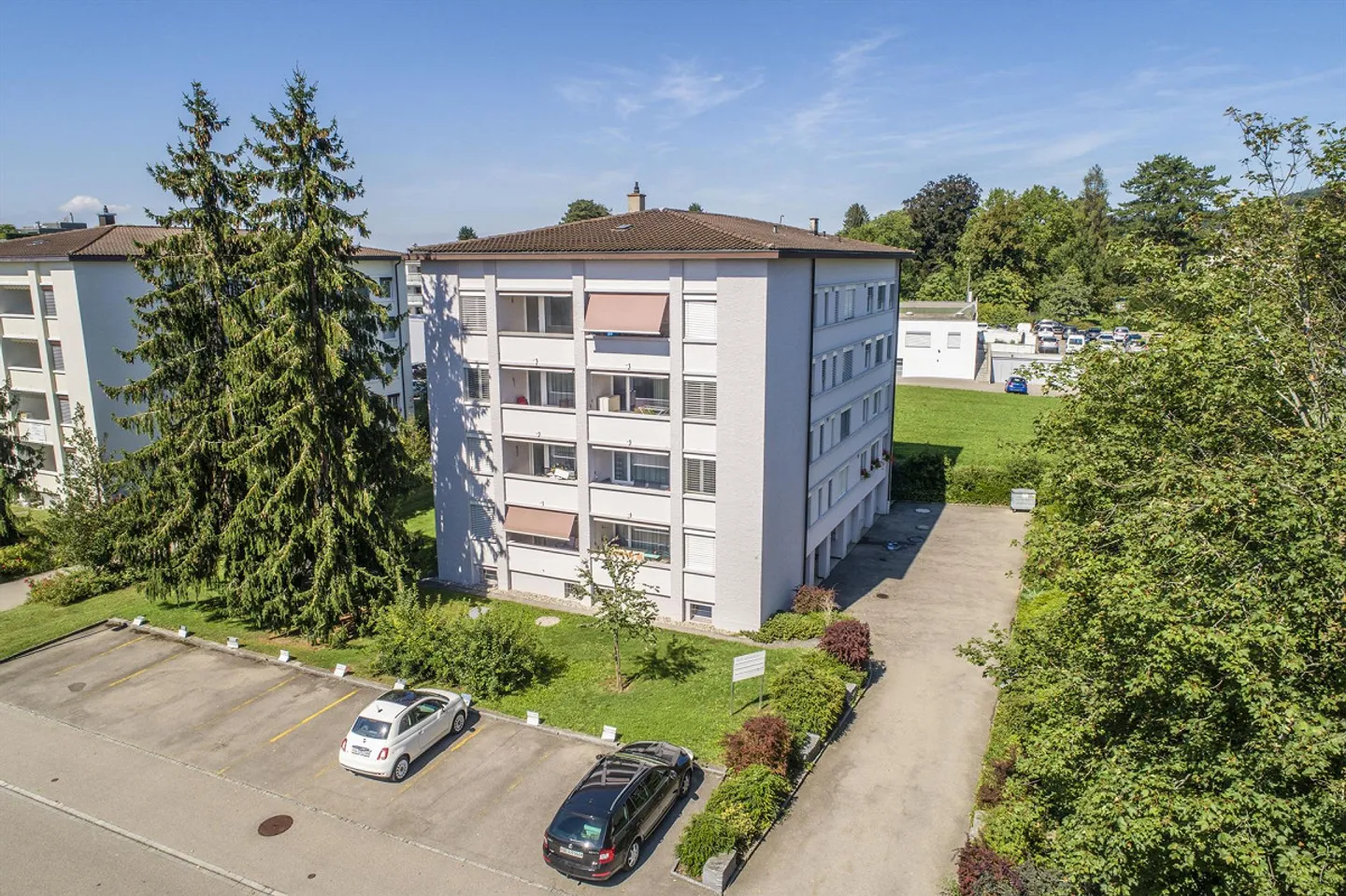 Grosszügige Wohnung in guter Lage - Foto 1 von 8