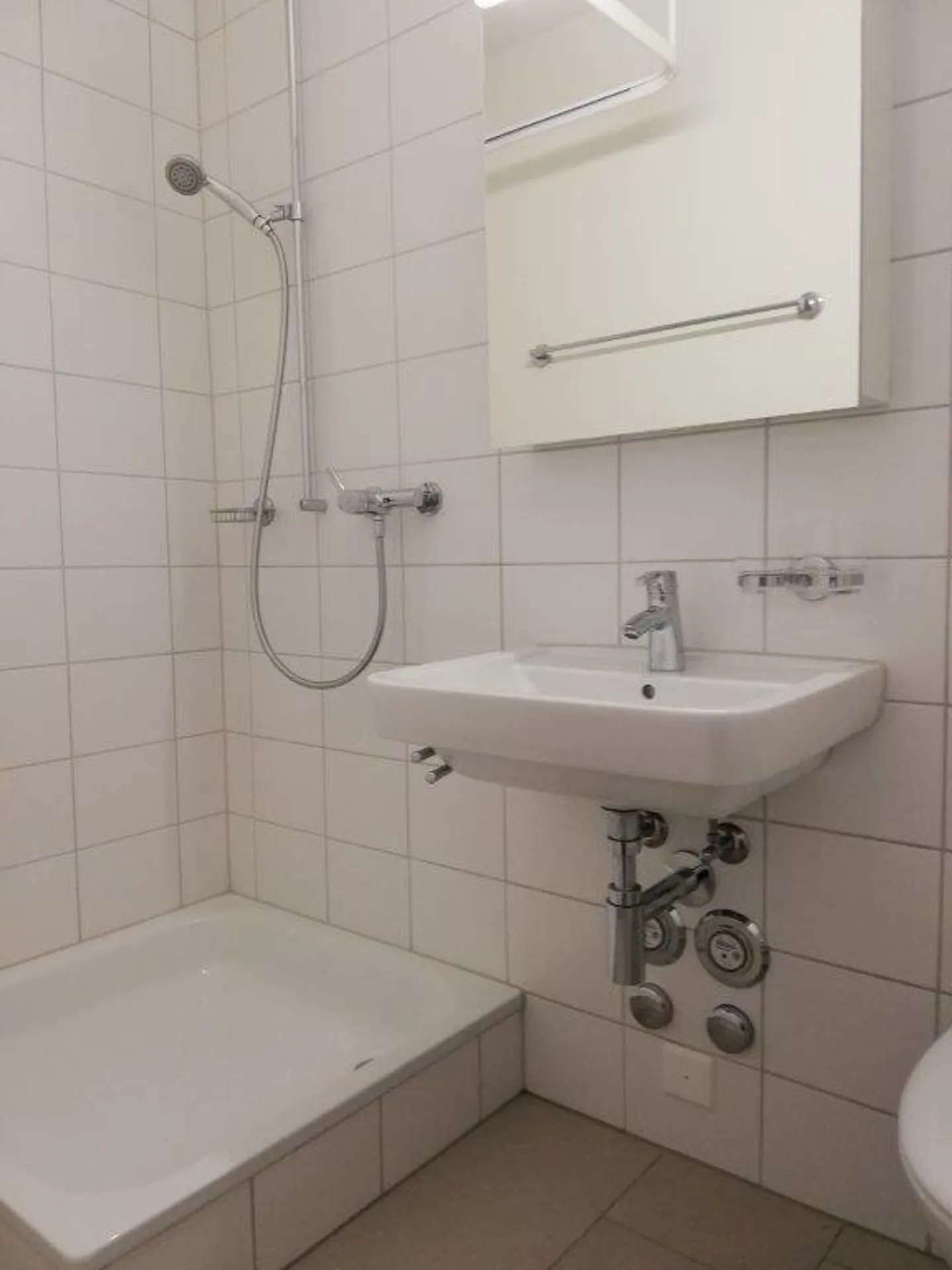 Appartamento familiare con vista sul verde - Foto 4 di 6