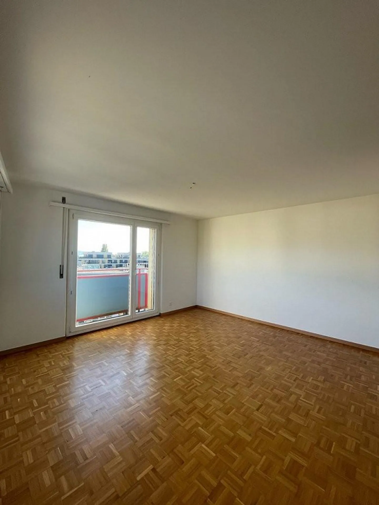 Luminoso appartamento di 3,5 locali di 100m2 - Foto 6 di 6