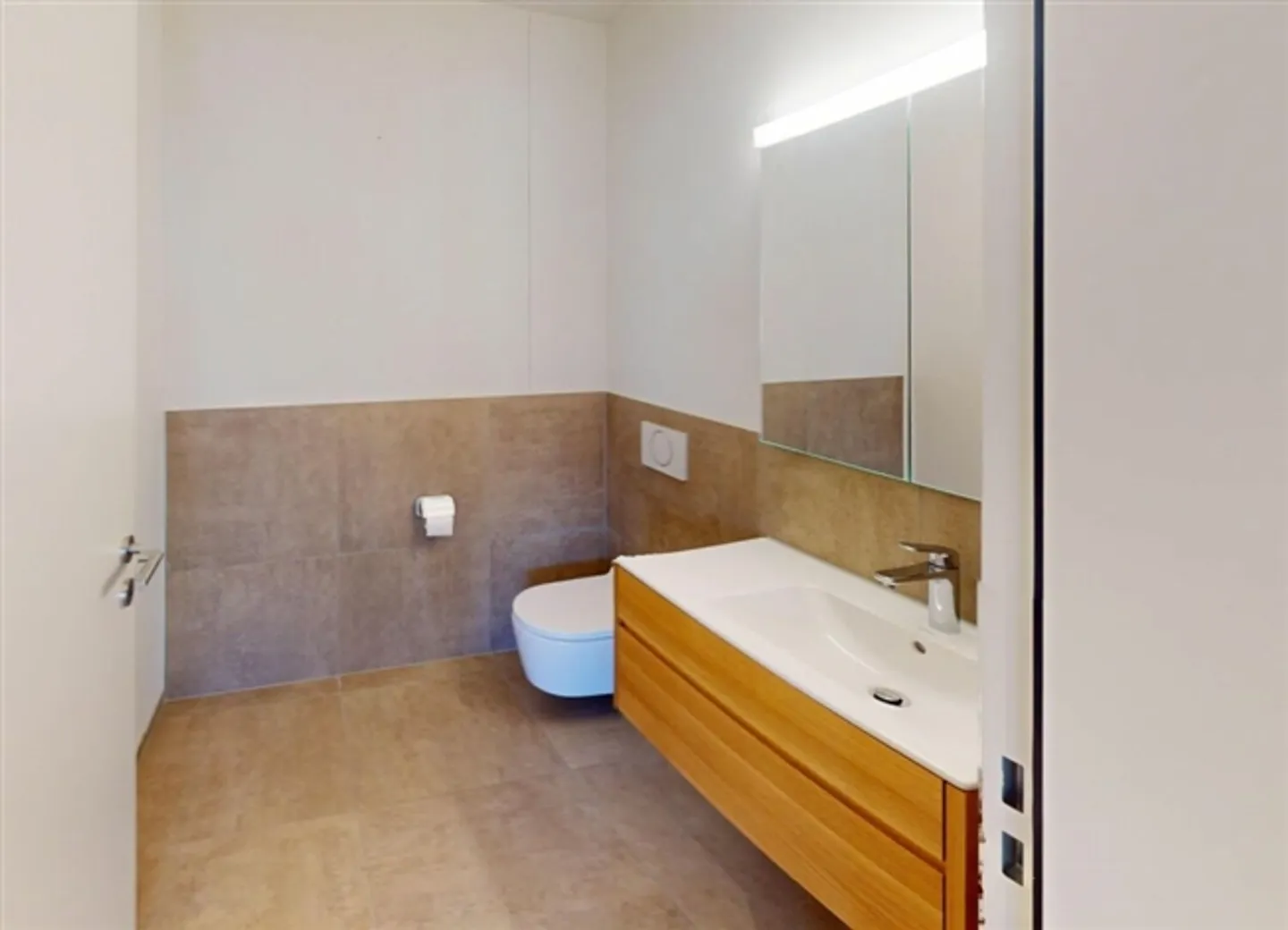 VIVRE MODERNE ET SPACIEUX - APPARTEMENT DE 3,5 PIÈCES - Photo 5 sur 9