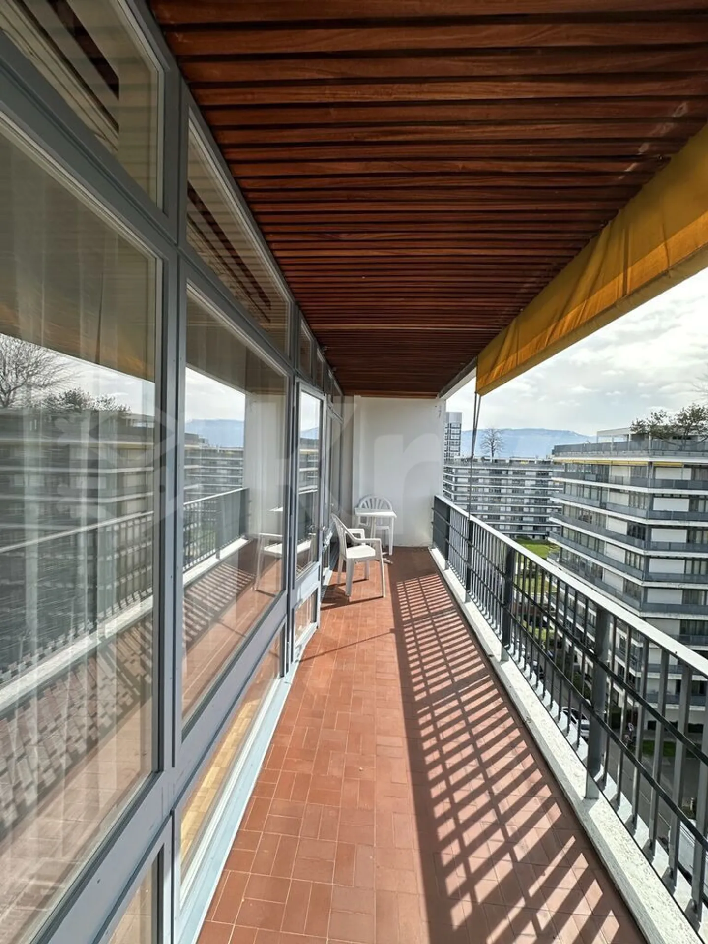 Charmante möblierte Wohnung in der Nähe des Palastes der Nationen - Foto 5 von 10