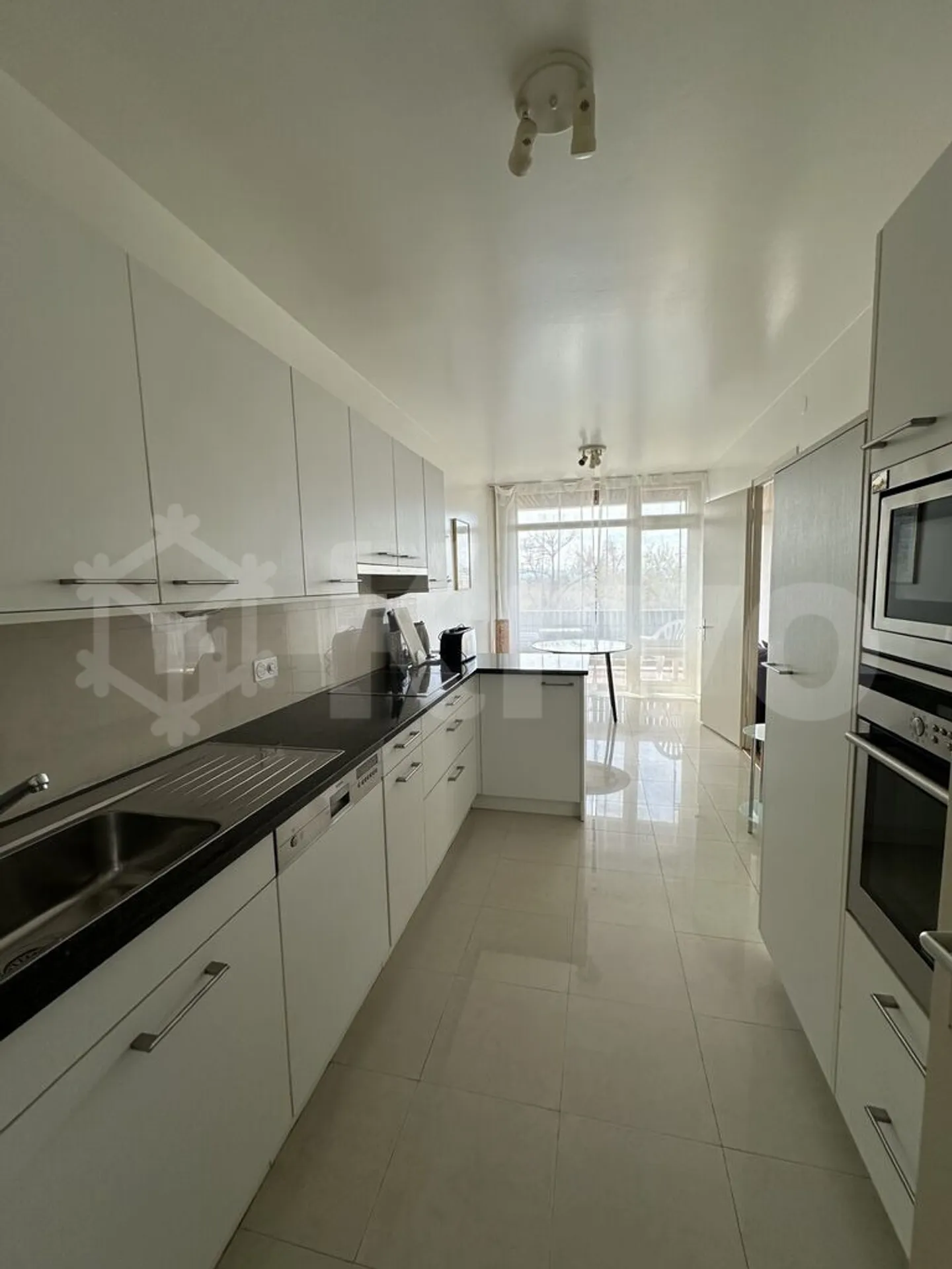 Charmante möblierte Wohnung in der Nähe des Palastes der Nationen - Foto 8 von 10