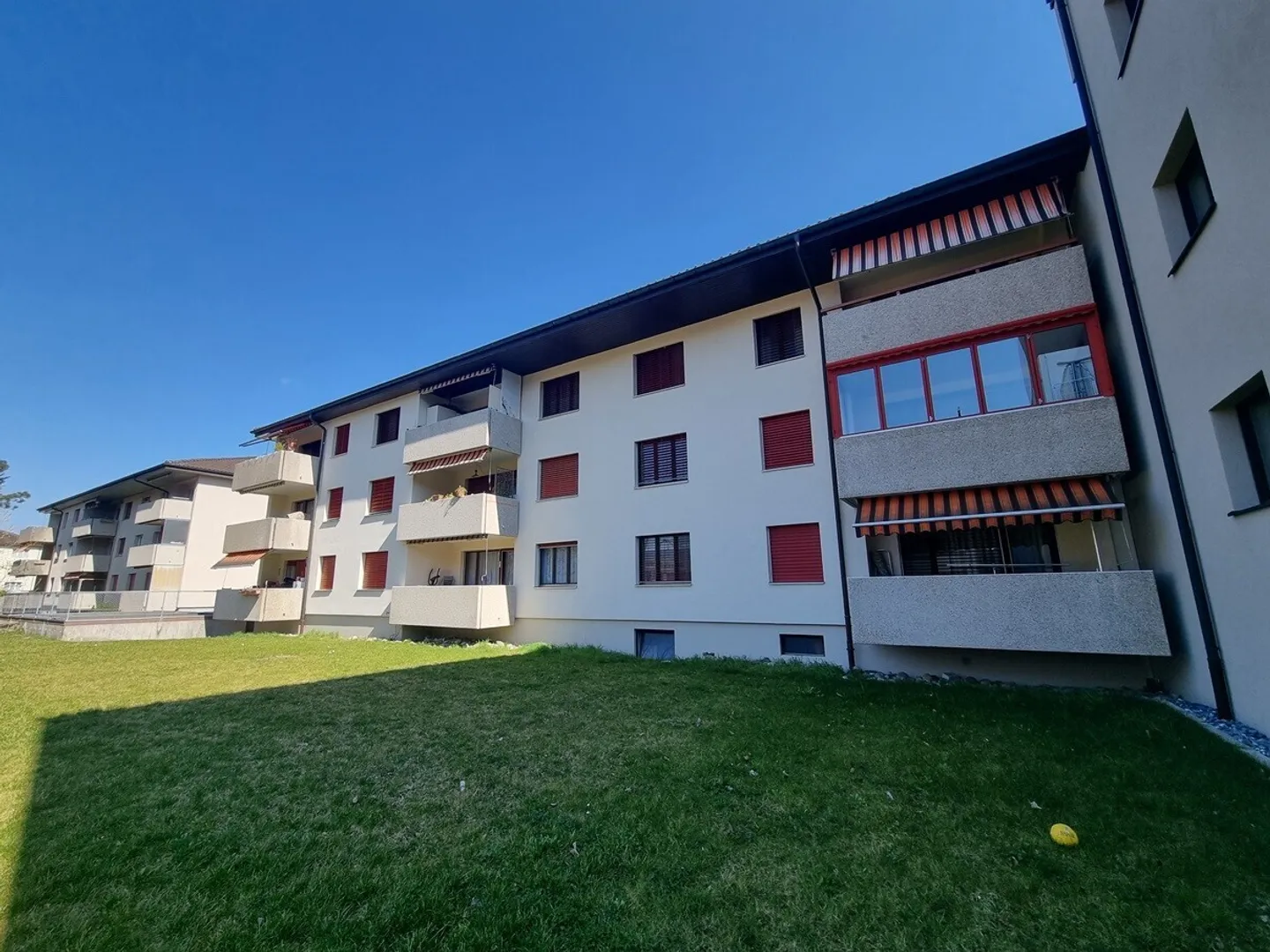 MFH mit 10 WHG in Leibstadt - Foto 7 von 10