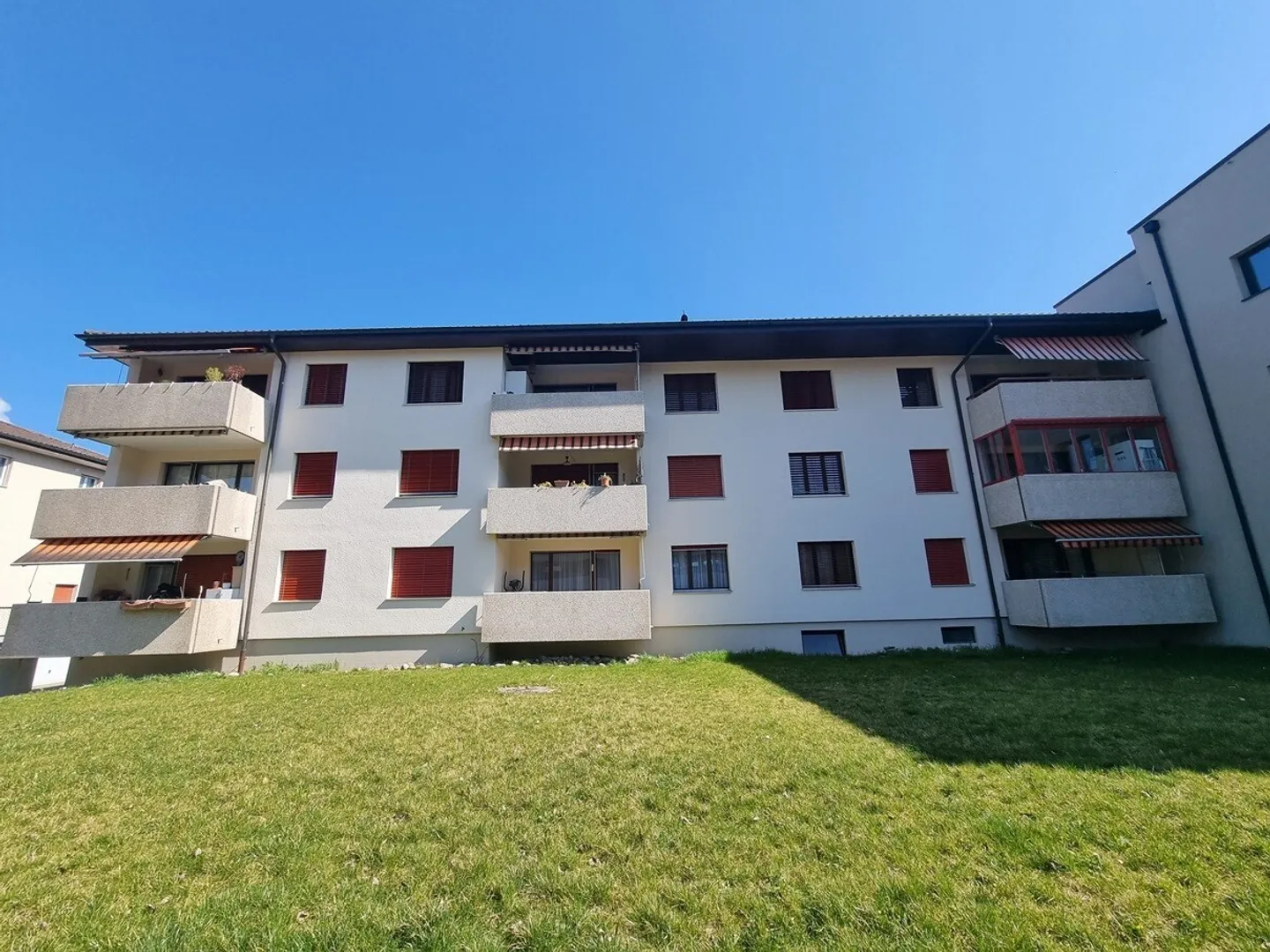 MFH mit 10 WHG in Leibstadt - Foto 9 von 10