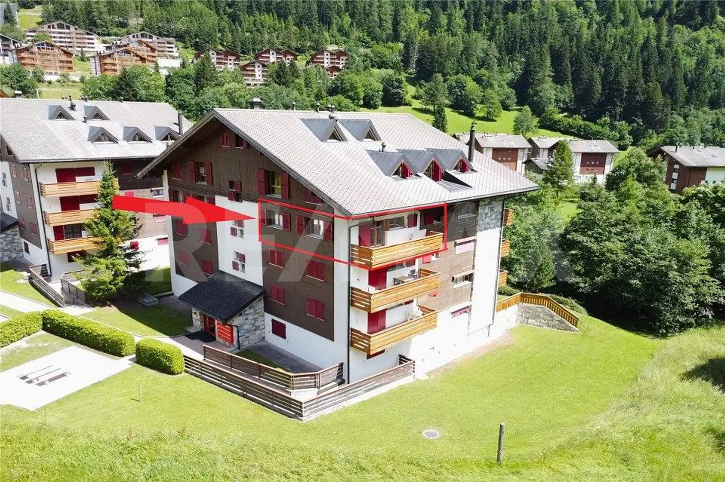 Bergpanorama inklusive  2.5 Zi-Wohnung in Leukerbad mit Balkon & P... - Foto 1 von 13