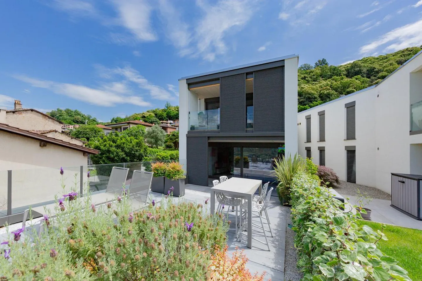 Synthesis | TI - Photo 13 of 14