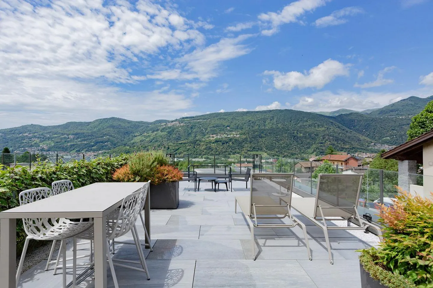 Synthesis | TI - Photo 14 of 14