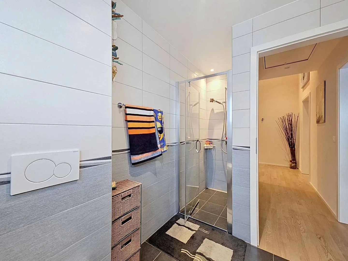 Charmante 4,5-Zimmer-Villa im Herzen einer grünen Umgebung - Foto 7 von 13