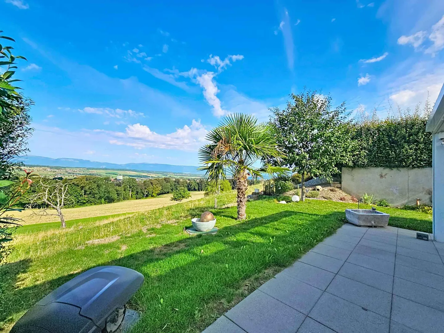 Charmante 4,5-Zimmer-Villa im Herzen einer grünen Umgebung - Foto 9 von 13