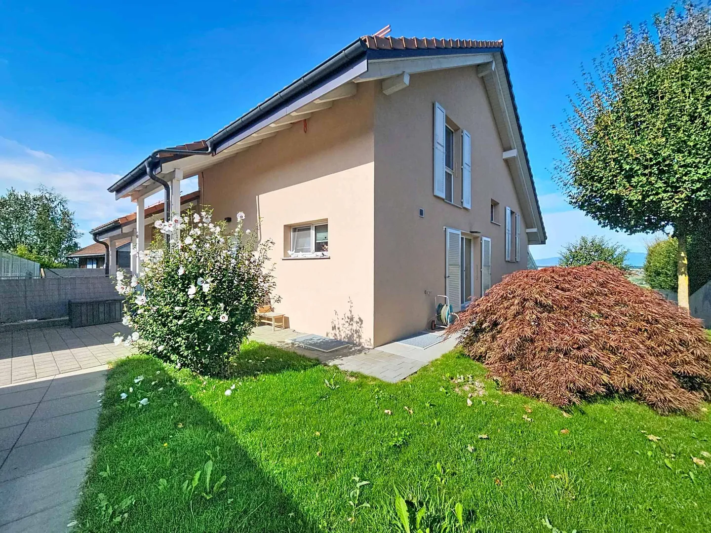 Charmante 4,5-Zimmer-Villa im Herzen einer grünen Umgebung - Foto 11 von 13